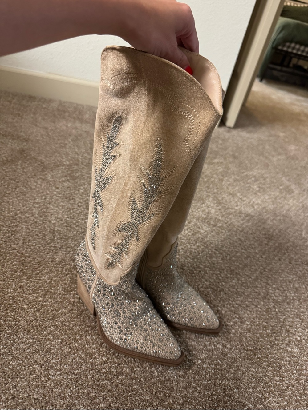 Steve Madden Beige Glitter Suede Heeled Cowboy Boots - Picture 2 of 3